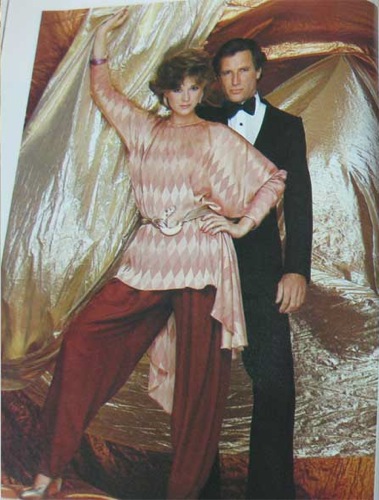 Vogue 2702 tunic and pants by Gianni Versace photographed for Vogue Patterns magazine, November-December 1981