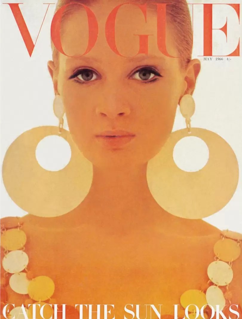 Celia Hammond in Paco Rabanne, British Vogue May 1966. Photo by David Bailey