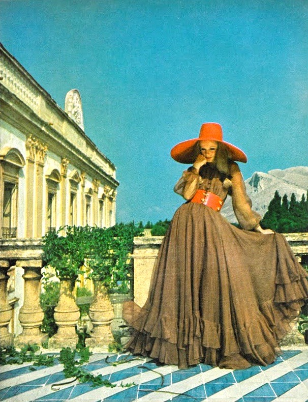 Oscar de la Renta dress photographed for Vogue by Henry Clarke at Villa Boscogrande