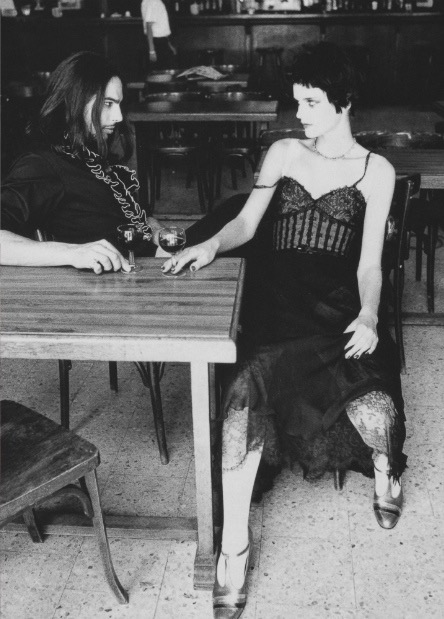 Stella Tennant in Oscar de la Renta, from "This Side of Paradise," photographed in Arles by Ellen von Unwerth with Grace Coddington